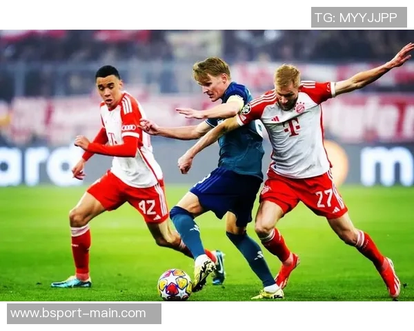 世界杯波尔图与拜仁激战成平局战术分析揭示关键瞬间与精彩表现