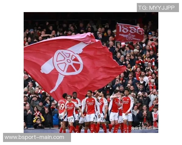 友谊赛精彩回顾：利物浦大胜阿森纳红牌事件引发全场热议